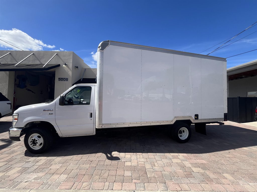 2019 Ford E-Series Cutaway