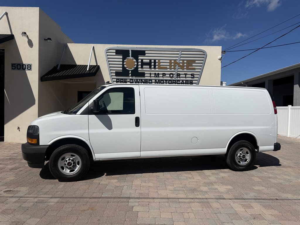2023 GMC Savana Cargo